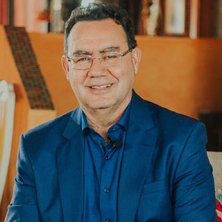 Dr. Augusto Cury, chanceler e embaixador da TouchPeace